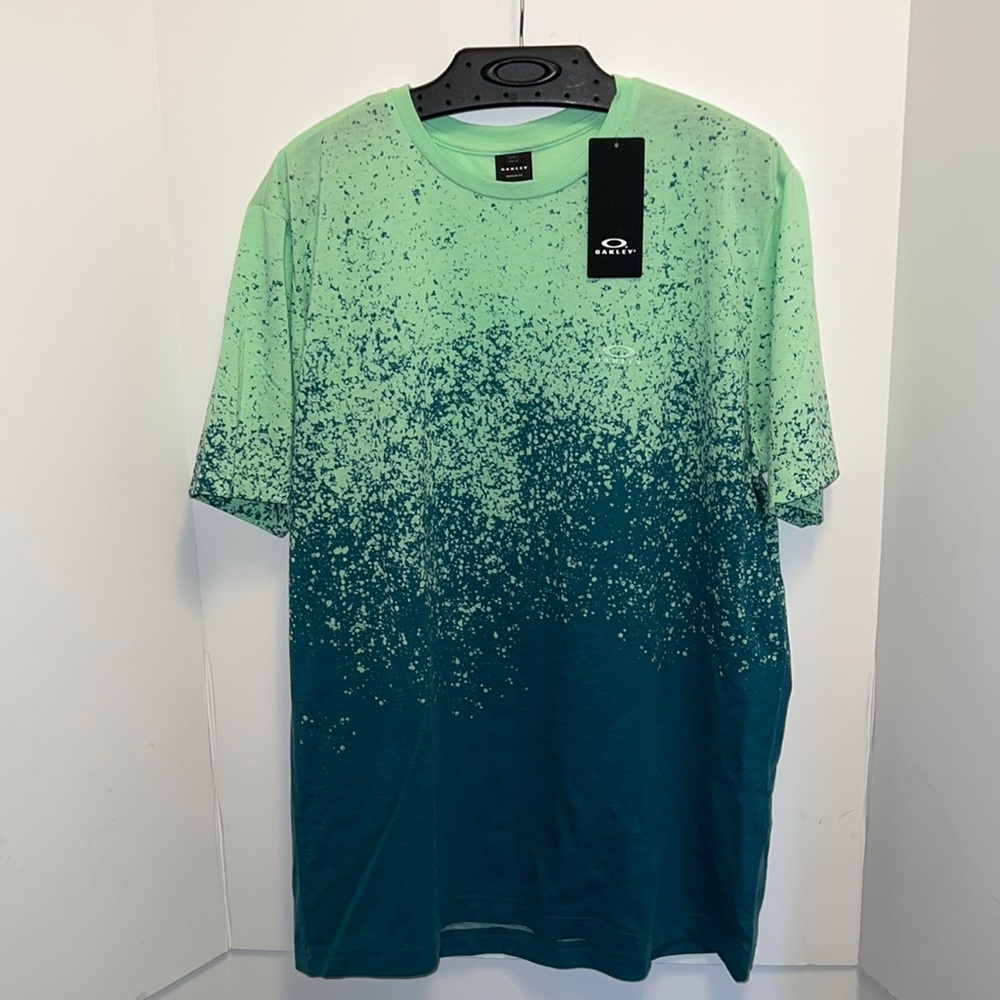 Oakley T-shirt!